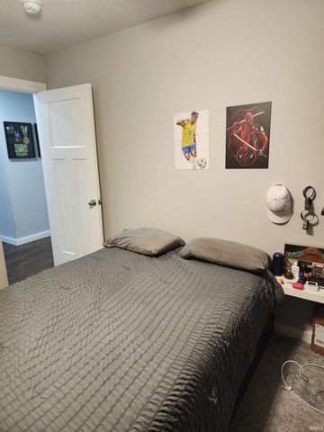 44 Sherwood Lane, Bedford, IN 47421