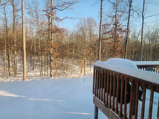 44 Sherwood Lane, Bedford, IN 47421