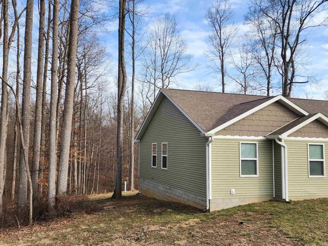 44 Sherwood Lane, Bedford, IN 47421