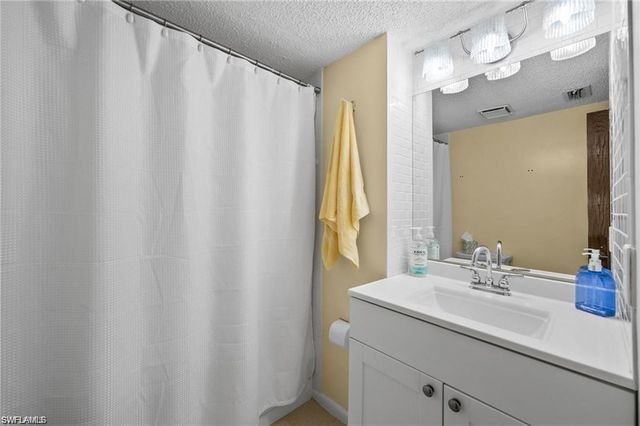 9395 Pennsylvania AVE # 35, Bonita Springs, FL 34135