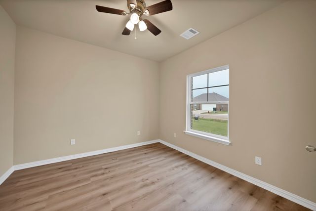 106 Panther Loop, Mabank, TX 75147