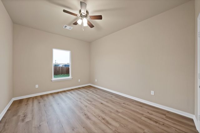 106 Panther Loop, Mabank, TX 75147