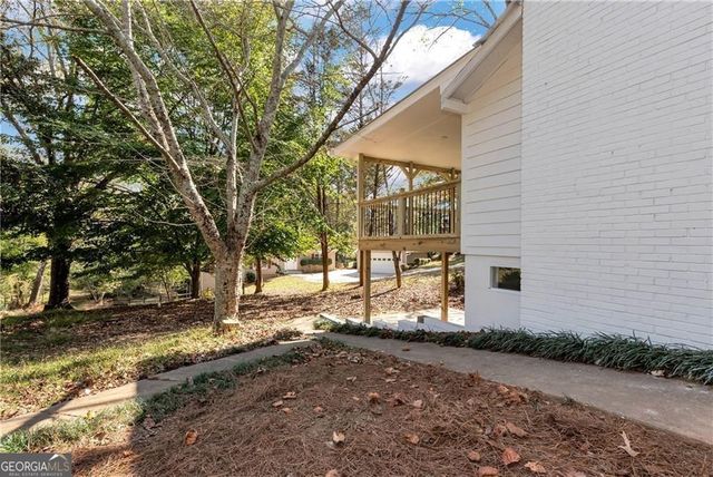 75 Lake Drive, Dawsonville, GA 30534