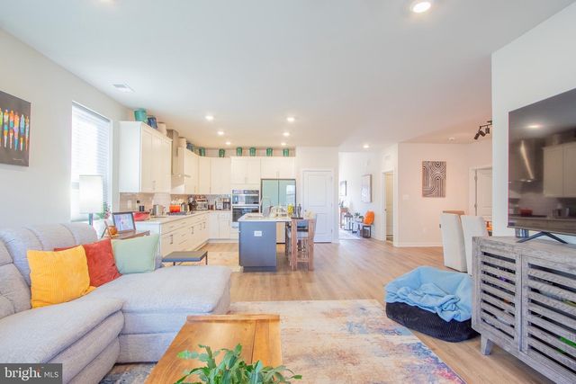 303 VIRDIN DR, Smyrna, DE 19977