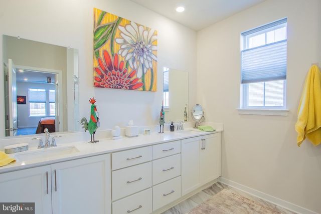 303 VIRDIN DR, Smyrna, DE 19977