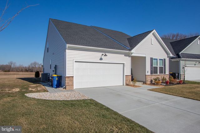 303 VIRDIN DR, Smyrna, DE 19977