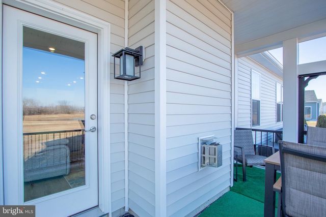 303 VIRDIN DR, Smyrna, DE 19977