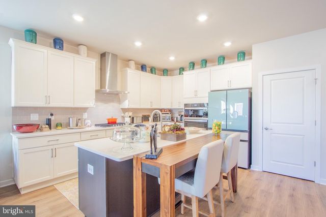 303 VIRDIN DR, Smyrna, DE 19977