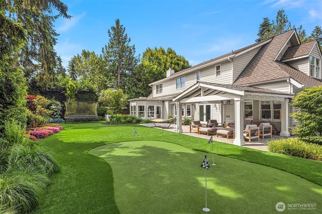 2042 77th Avenue NE, Medina, WA 98039