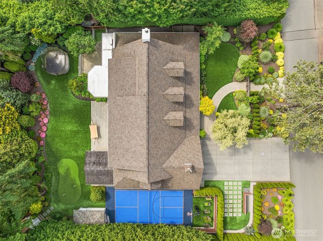 2042 77th Avenue NE, Medina, WA 98039