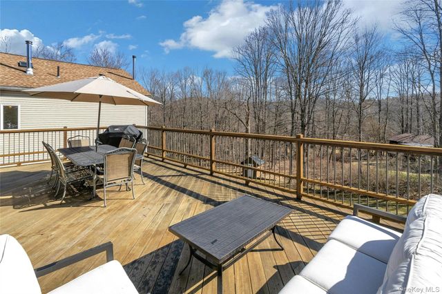 204 Cherry Hill Road, Carmel, NY 10512