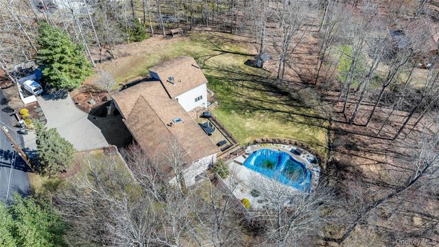 204 Cherry Hill Road, Carmel, NY 10512