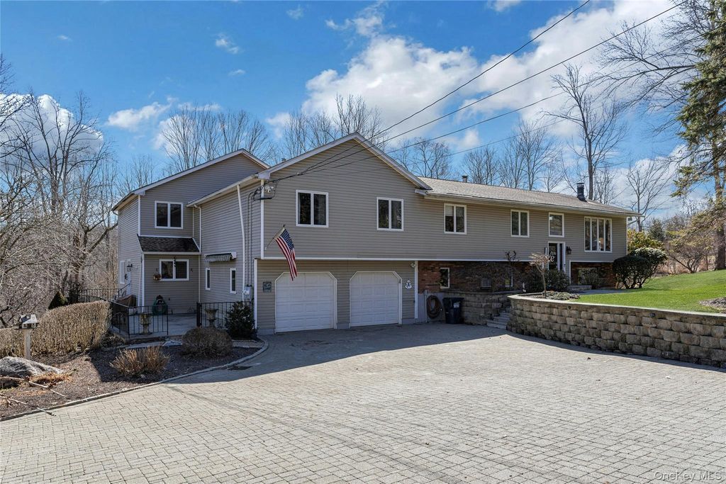 204 Cherry Hill Road, Carmel, NY 10512