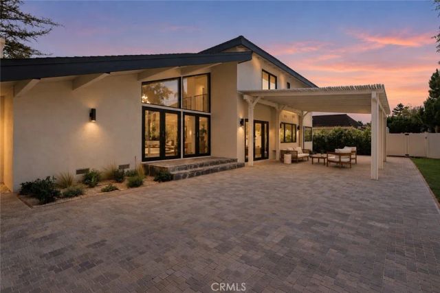 23921 Berdon Street, Woodland Hills, CA 91367