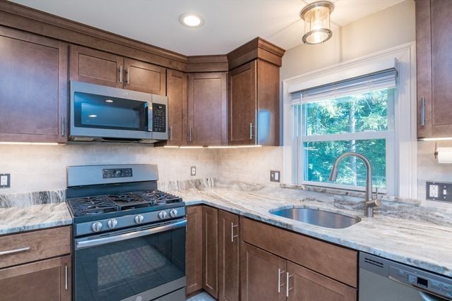 32 Maryland Street, East Longmeadow, MA 01028
