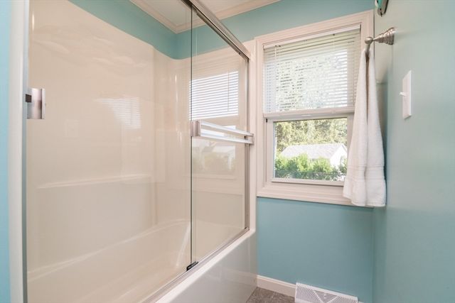 32 Maryland Street, East Longmeadow, MA 01028