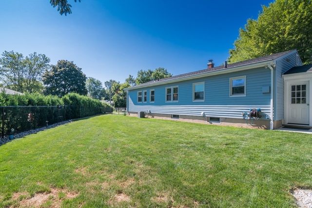 32 Maryland Street, East Longmeadow, MA 01028