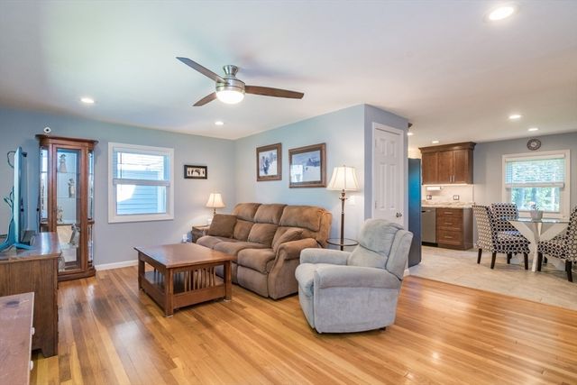 32 Maryland Street, East Longmeadow, MA 01028