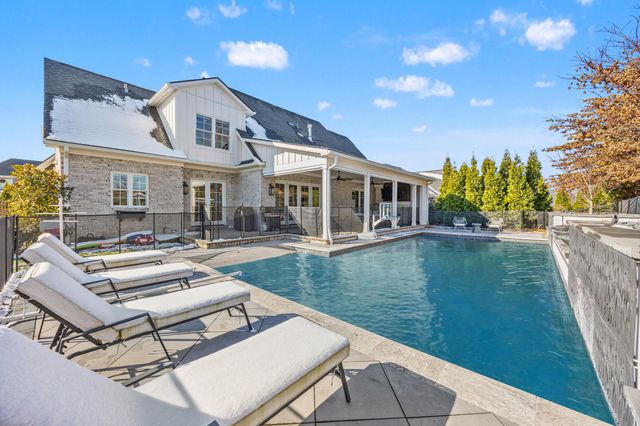 3096 Bobwhite Trail, Lexington, KY 40509