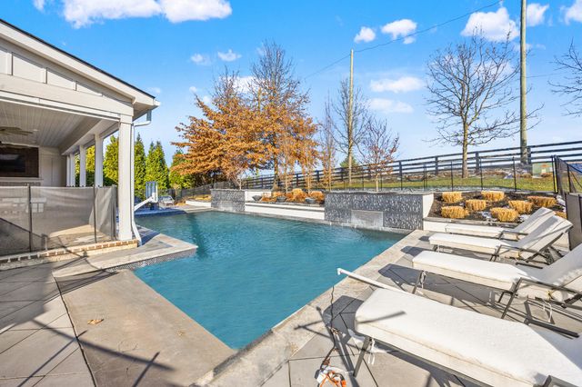 3096 Bobwhite Trail, Lexington, KY 40509