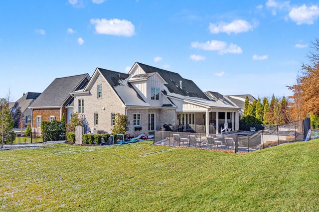 3096 Bobwhite Trail, Lexington, KY 40509