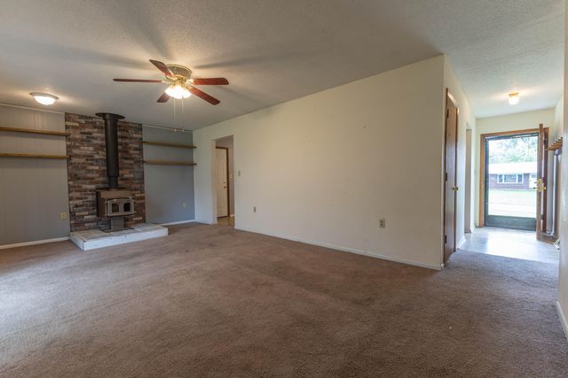 7681 E PARKLANE DR, Columbia, MO 65201