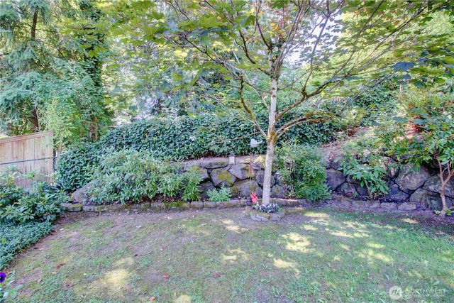 5208 213th Place SW, Mountlake Terrace, WA 98043