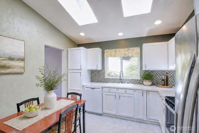 5208 213th Place SW, Mountlake Terrace, WA 98043