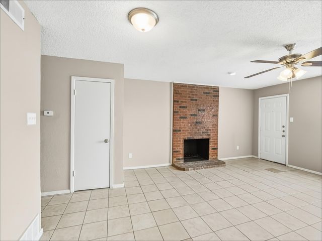 1006 Bland Drive 1012, Arlington, TX 76010