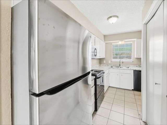 1006 Bland Drive 1012, Arlington, TX 76010