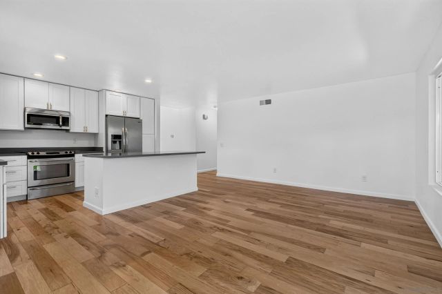 1503 Tucker Lane, Encinitas, CA 92024