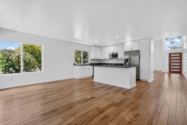 1503 Tucker Lane, Encinitas, CA 92024
