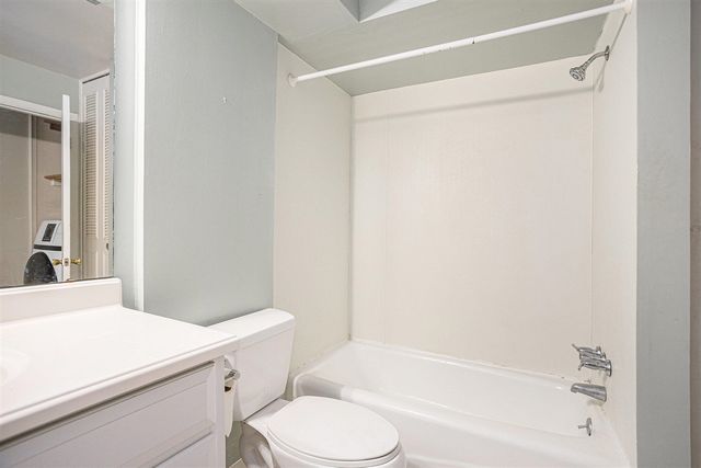 616 Lynn Avenue 23, Kalamazoo, MI 49008