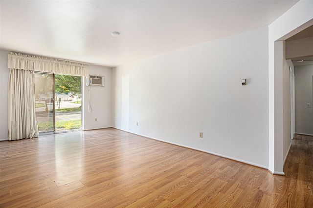 616 Lynn Avenue 23, Kalamazoo, MI 49008