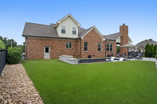 1022 Julian Way, Murfreesboro, TN 37128