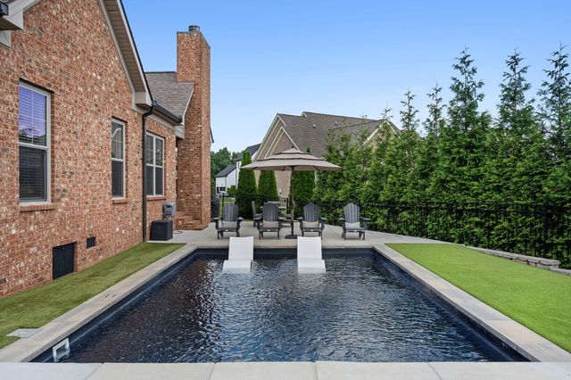 1022 Julian Way, Murfreesboro, TN 37128