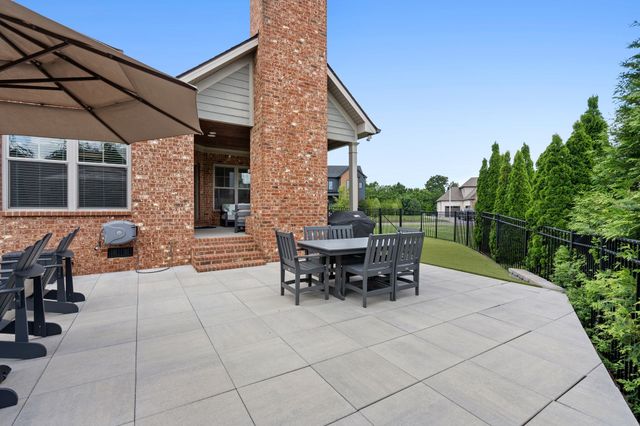 1022 Julian Way, Murfreesboro, TN 37128