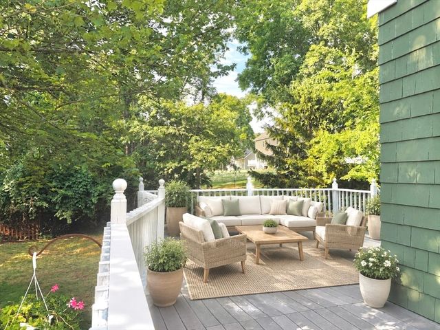 1 Bridge St, Bedford, MA 01730