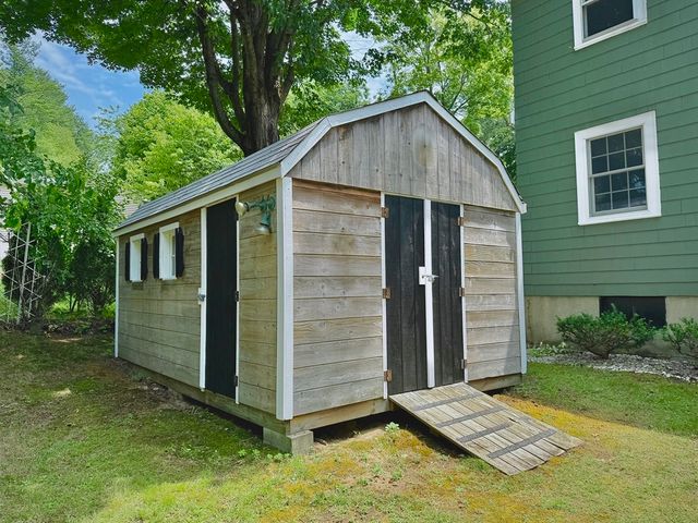 1 Bridge St, Bedford, MA 01730