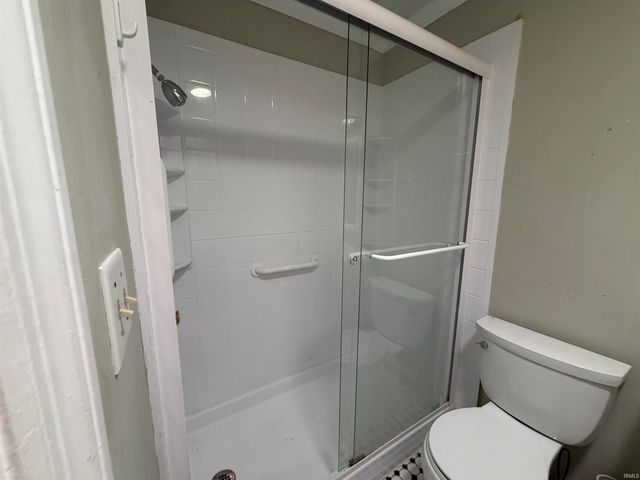 812 Audubon Drive, Evansville, IN 47715
