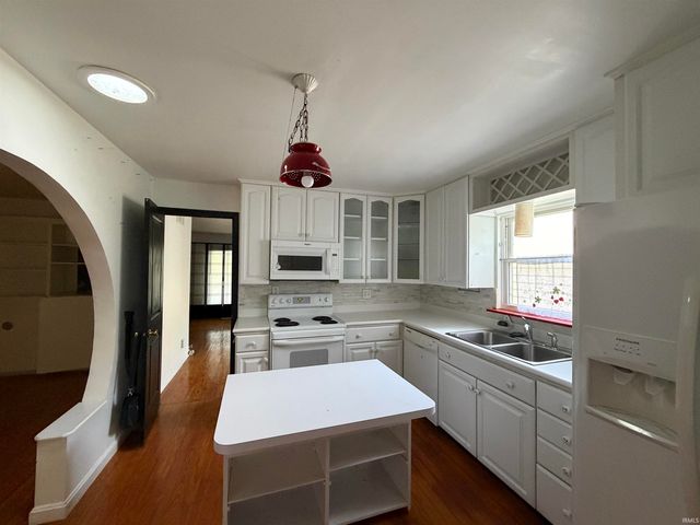 812 Audubon Drive, Evansville, IN 47715