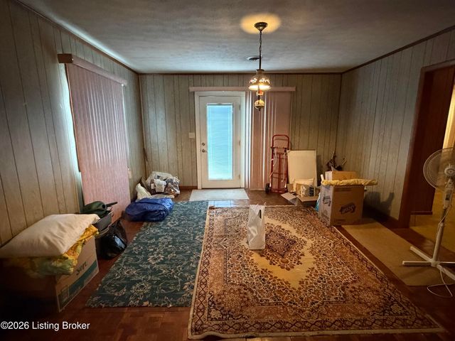 224 Derby Ave, Louisville, KY 40218