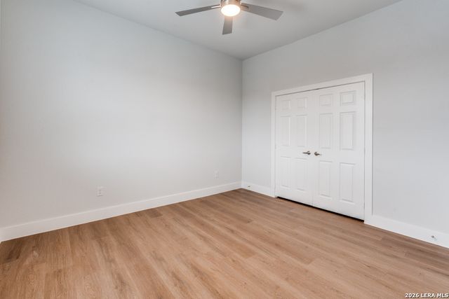 330 E Carson St Apt 2302, San Antonio, TX 78208