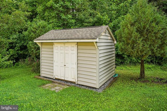 818 N AIKENS TAVERN CT, Newark, DE 19702