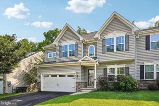818 N AIKENS TAVERN CT, Newark, DE 19702