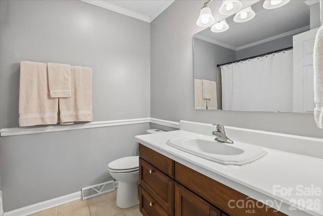 13507 Four Oaks Lane, Matthews, NC 28105