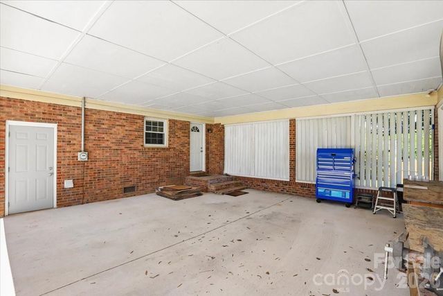 13507 Four Oaks Lane, Matthews, NC 28105