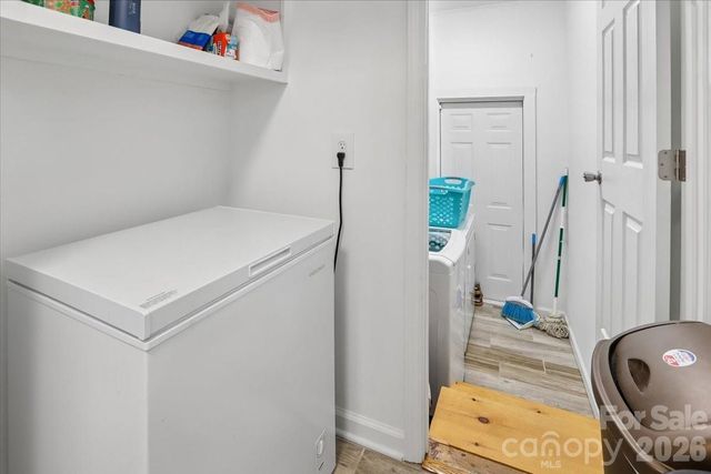 13507 Four Oaks Lane, Matthews, NC 28105