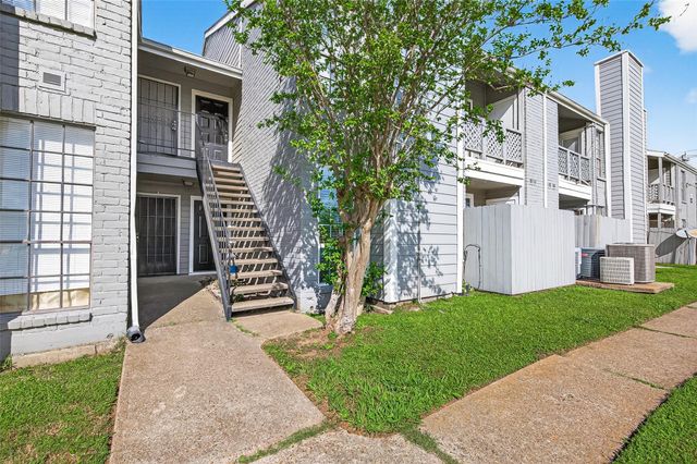 12500 Sandpiper Drive 5, Houston, TX 77035