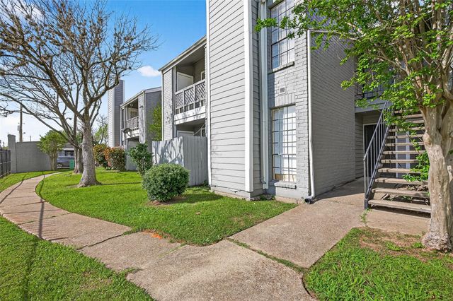 12500 Sandpiper Drive 5, Houston, TX 77035